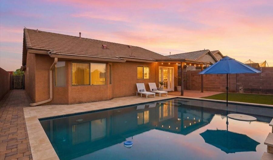 2621 S 107TH Dr, Avondale, AZ 85323 - 3 Beds, 2 Bath