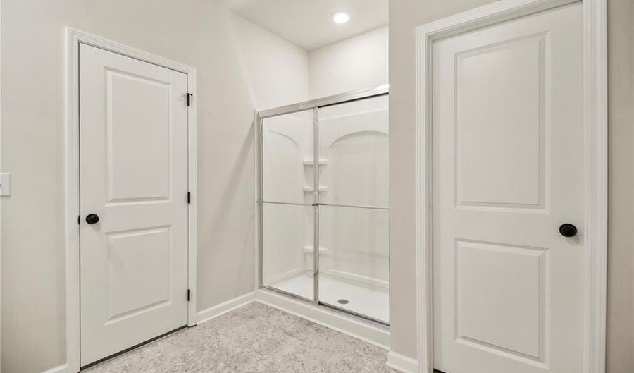 646 Rodeo Dr, Auburn, GA 30011 - 5 Beds, 3 Bath