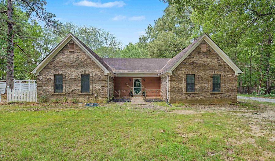 4703 OAK Rd, Bartlett, TN 38002 - 3 Beds, 2 Bath