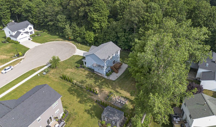 10874 Easthill Dr, Allendale, MI 49401 - 4 Beds, 3 Bath