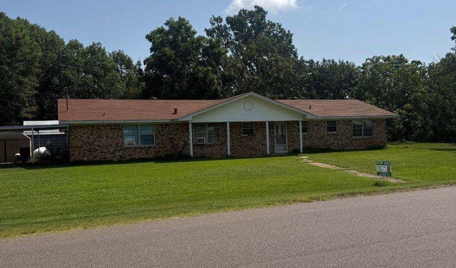 560 Locust, Ashdown, AR 71822 - 0 Beds, 0 Bath