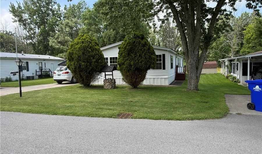 35 Beechwood, Albion, NY 14411 - 3 Beds, 3 Bath