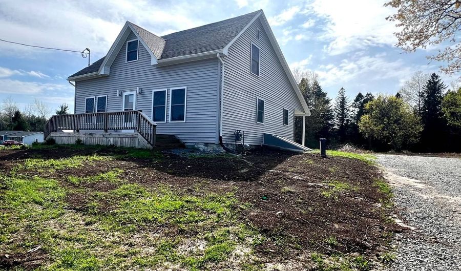 4522 State Highway 30, Amsterdam, NY 12010 - 3 Beds, 2 Bath