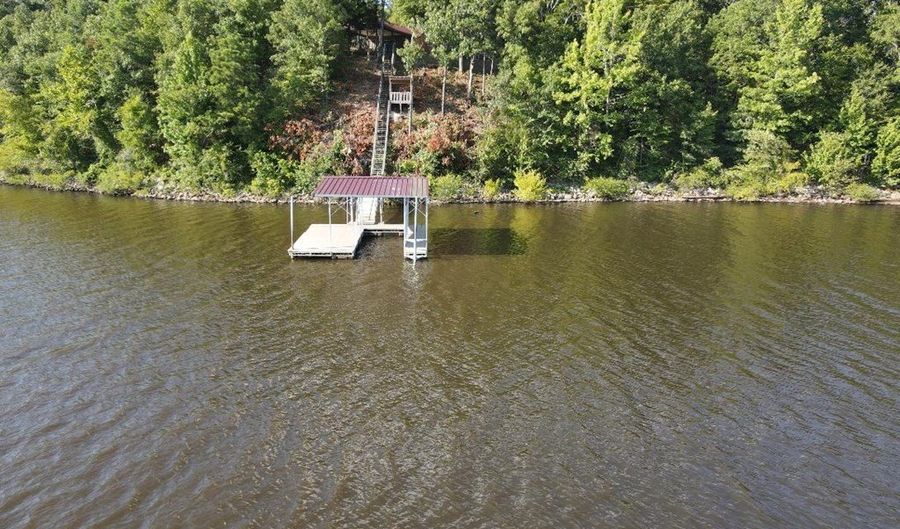 498 Delta Ln, Big Sandy, TN 38221 - 3 Beds, 2 Bath