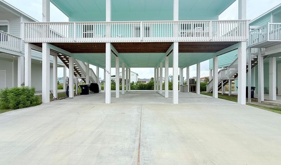 195 Paradise Dr, Aransas Pass, TX 78336 - 3 Beds, 2 Bath