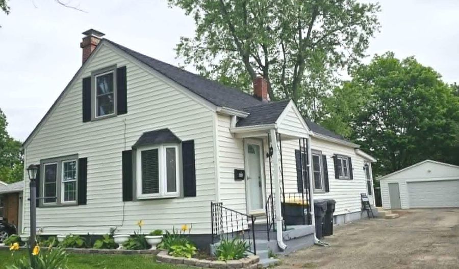 4512 Columbus Ave, Anderson, IN 46013 - 3 Beds, 2 Bath