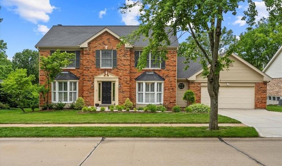 1218 Chavaniac Dr, Ballwin, MO 63011 - 4 Beds, 4 Bath