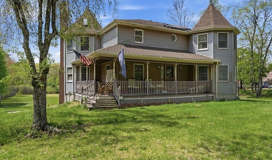 67 Blackstone, Blackstone, MA 01504 - 4 Beds, 4 Bath
