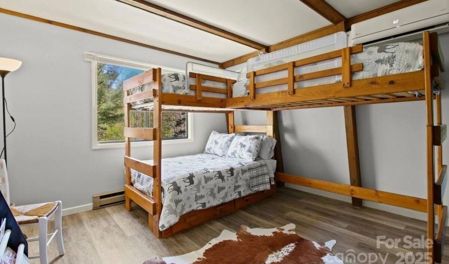 26 Pinetop Cir B, Banner Elk, NC 28604 - 2 Beds, 1 Bath