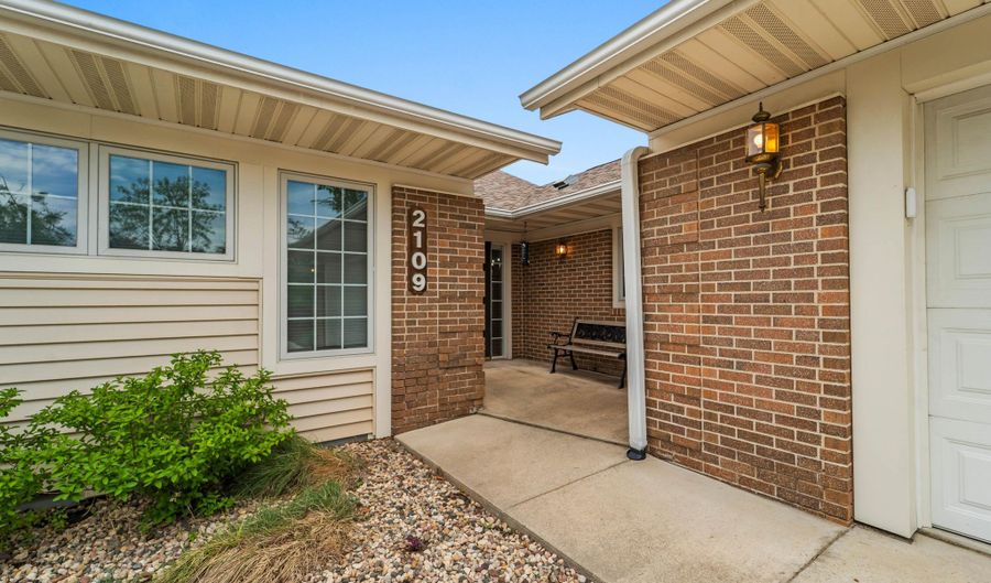 2109 Ironwood Ln, Ames, IA 50014 - 3 Beds, 3 Bath