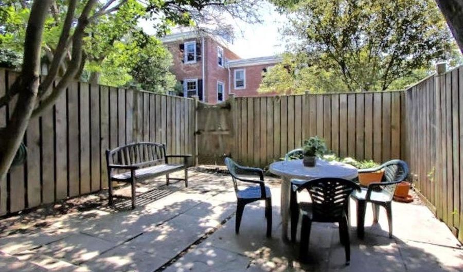 4217 32ND Rd S, Arlington, VA 22206 - 3 Beds, 2 Bath