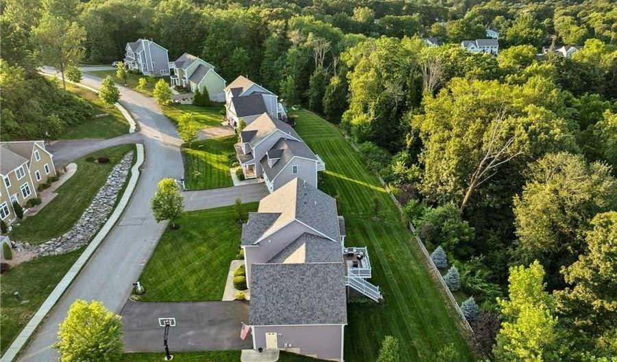 102 Fairhaven Rd, Cumberland, RI 02864 - 4 Beds, 4 Bath