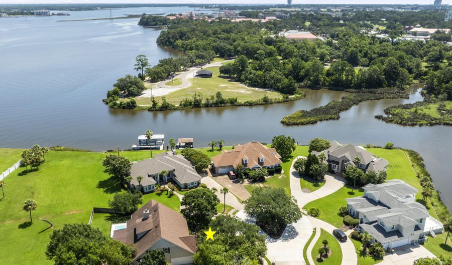2004 Claudette Ct, Biloxi, MS 39531 - 4 Beds, 4 Bath