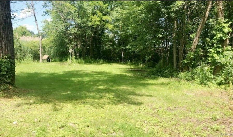 476 Park Ave, Bloomfield, CT 06002 - 2 Beds, 2 Bath