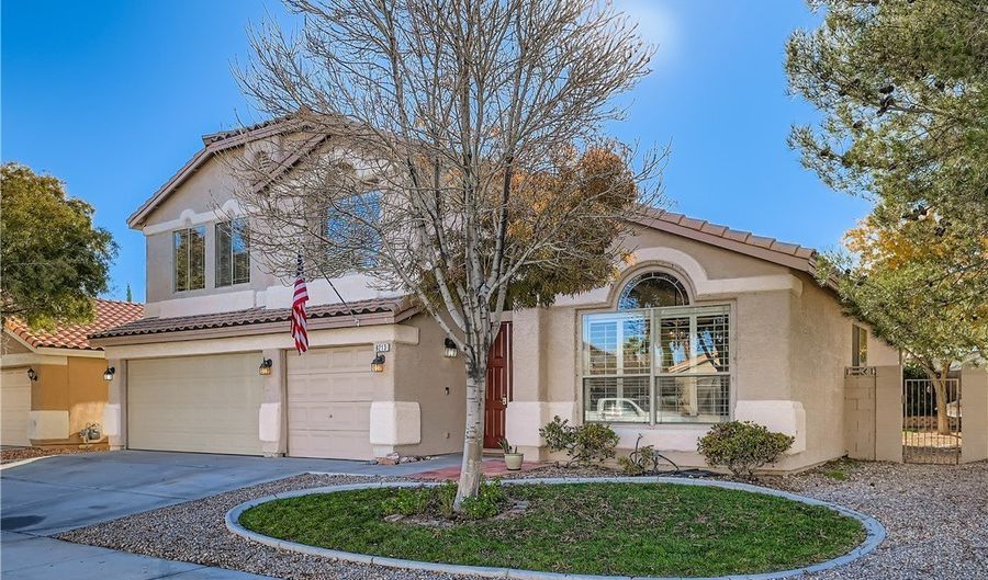 8213 Woodland Prairie Ave, Las Vegas, NV 89129 - 5 Beds, 3 Bath