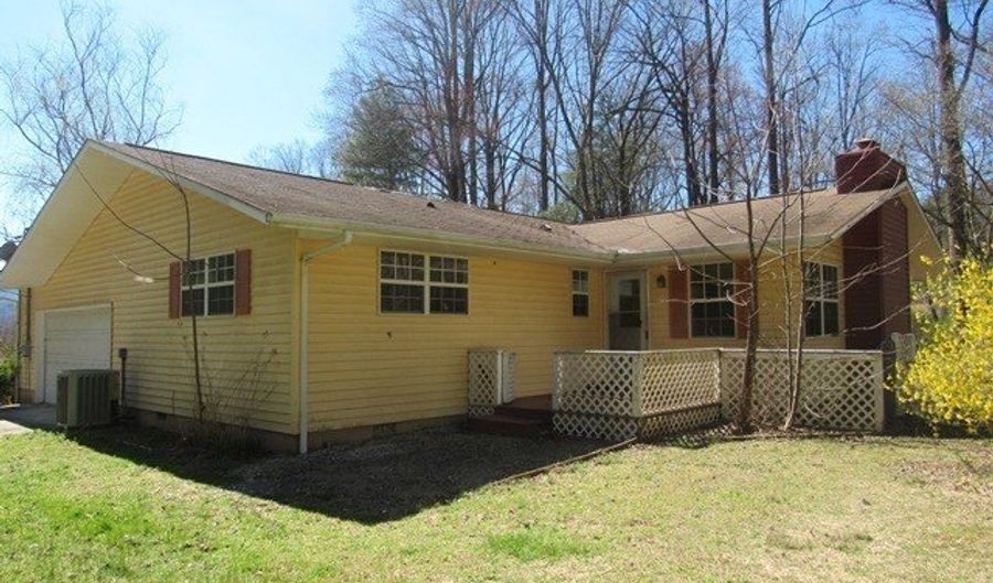 138 Brittain Trce, Andrews, NC 28901 - 3 Beds, 2 Bath
