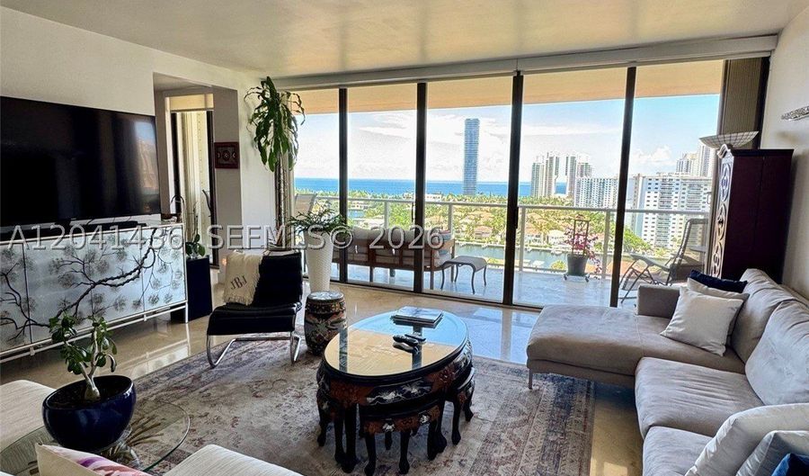 19500 Turnberry Way 15F, Aventura, FL 33180 - 2 Beds, 2 Bath