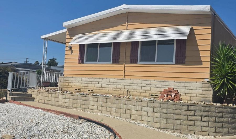 6880 ARCHIBALD Ave 27, Alta Loma, CA 91701 - 2 Beds, 2 Bath