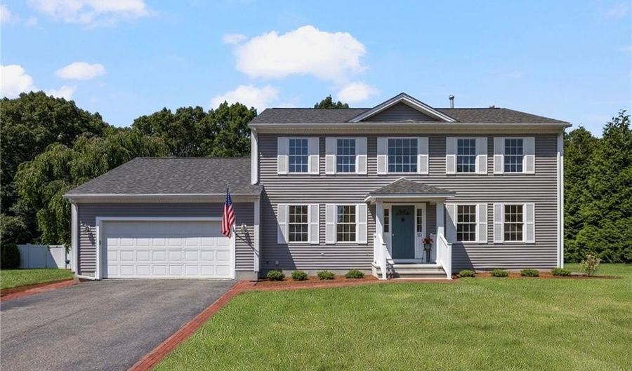 10 GINGER Trl, Coventry, RI 02816 - 3 Beds, 3 Bath