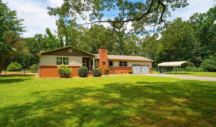 220 W Lawson Rd, Alexander, AR 72002 - 2 Beds, 2 Bath