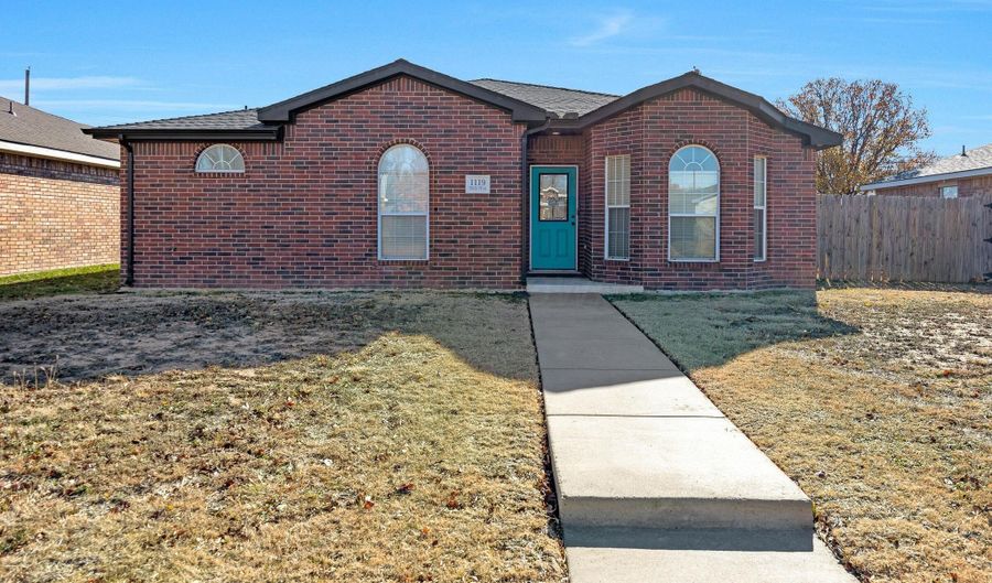 1119 Pikes Peak Dr, Amarillo, TX 79110 - 3 Beds, 2 Bath