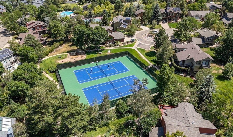 1117 Barberry Ct, Boulder, CO 80305 - 4 Beds, 3 Bath