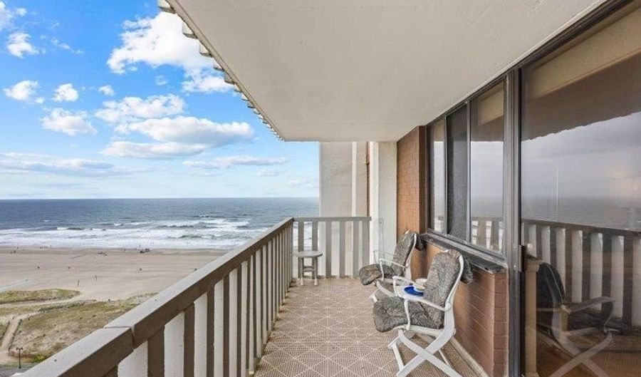 100 S Berkley Sq 18D, Atlantic City, NJ 08401 - 1 Beds, 2 Bath