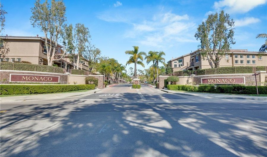 7912 E Monte Carlo Ave, Anaheim, CA 92808 - 1 Beds, 2 Bath