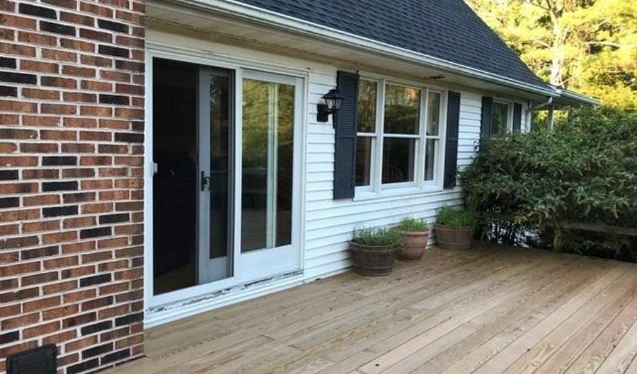 24385 DIX FARM Dr, Accomac, VA 23301 - 4 Beds, 3 Bath