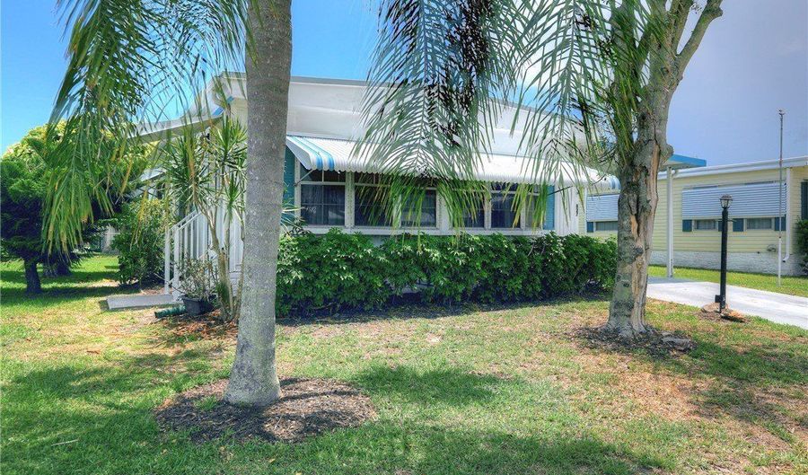 827 Wren Cir, Barefoot Bay, FL 32976 - 2 Beds, 2 Bath