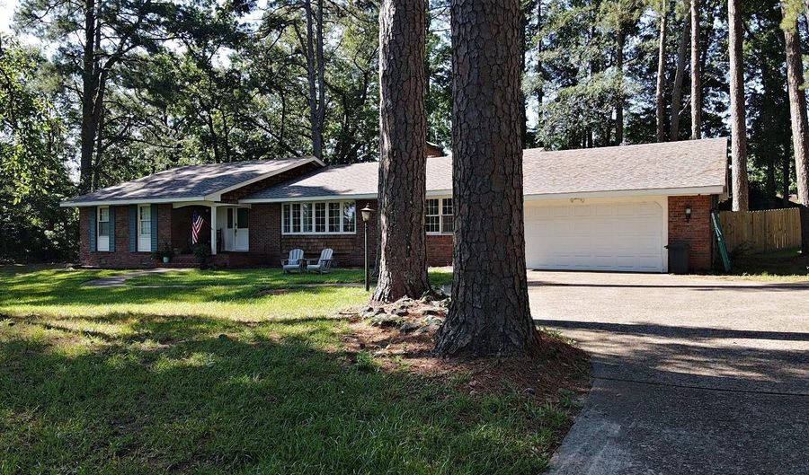102 Mockingbird Ln, Arkadelphia, AR 71923 - 4 Beds, 3 Bath
