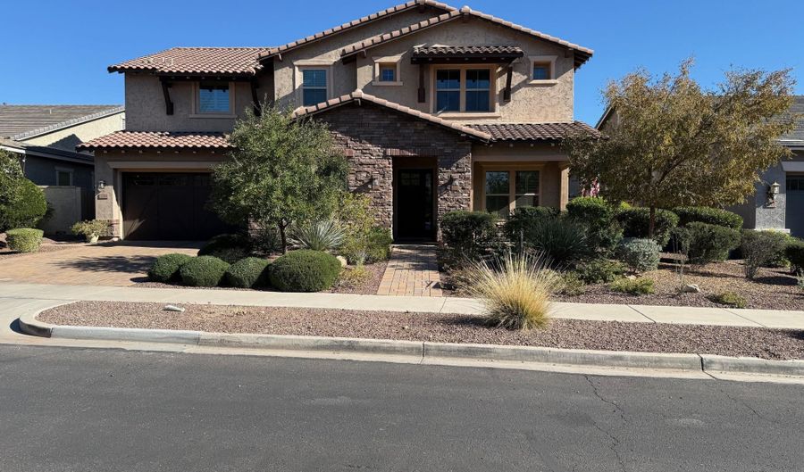 2709 N BLACK ROCK Rd, Buckeye, AZ 85396 - 4 Beds, 4 Bath