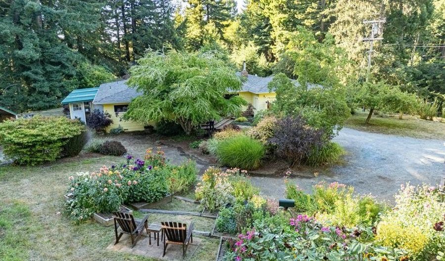 2099 Fickle Hill Rd, Arcata, CA 95521 - 3 Beds, 2 Bath