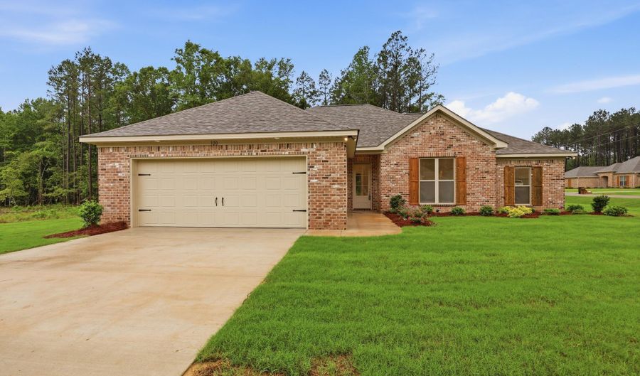 320 Stronghold Dr, Brandon, MS 39042 - 4 Beds, 2 Bath