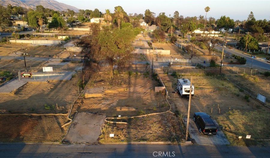 2896 Calanda Ave, Altadena, CA 91001 - 0 Beds, 0 Bath