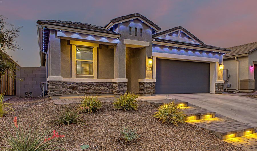 2516 W SEAVER Ave, Apache Junction, AZ 85120 - 3 Beds, 2 Bath