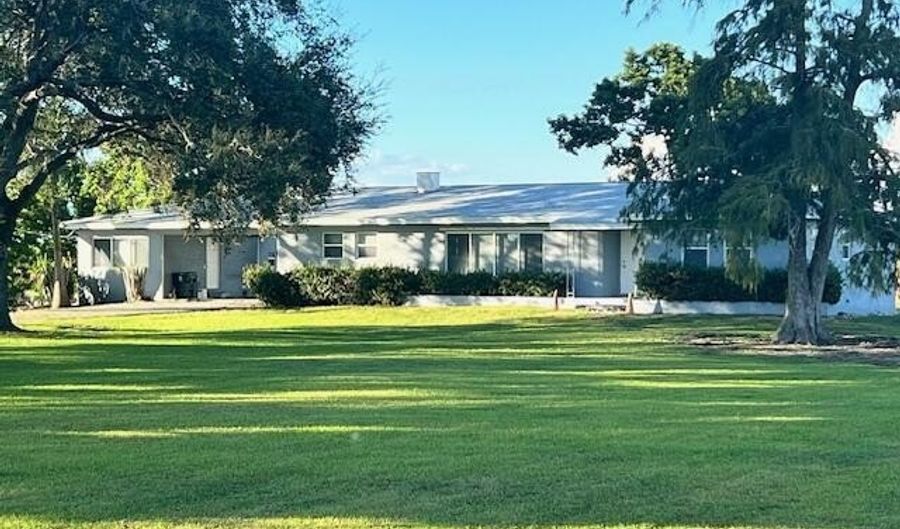 2801 W CANAL St N, Belle Glade, FL 33430 - 4 Beds, 3 Bath