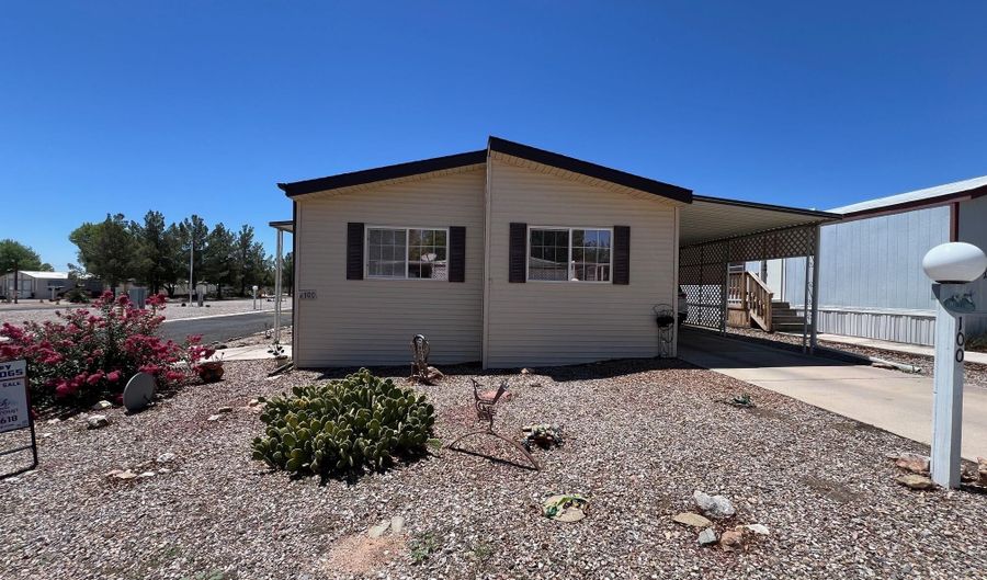 1110 S HWY 80 100, Benson, AZ 85602 - 3 Beds, 2 Bath