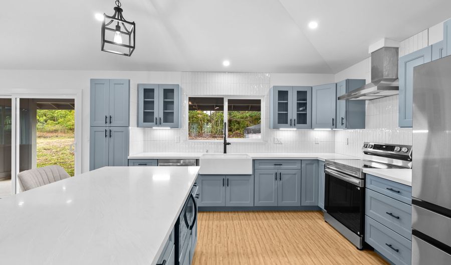 15-1688 BEACH Rd, Keaau, HI 96749 - 4 Beds, 3 Bath