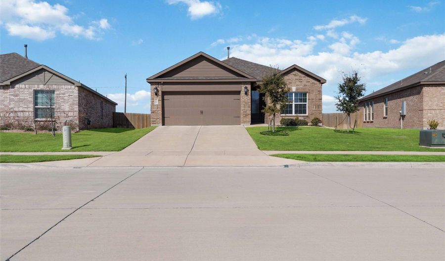 1012 Calhoun Dr, Anna, TX 75409 - 3 Beds, 2 Bath