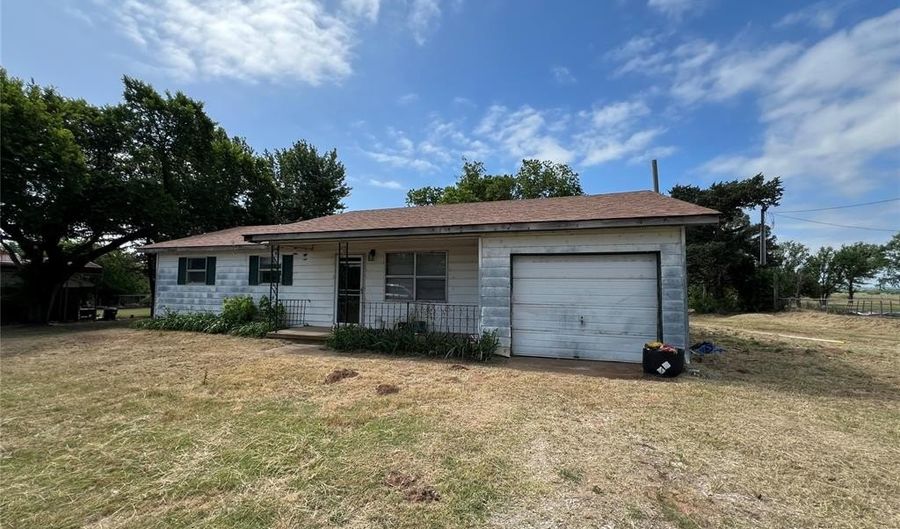 19117 Park Rd, Anadarko, OK 73005 - 3 Beds, 1 Bath