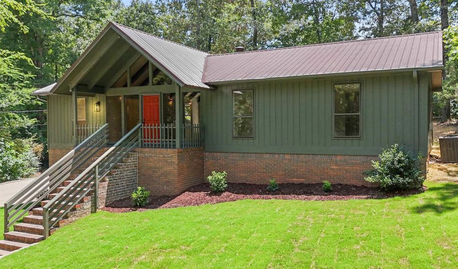 1817 MOHAWK Dr, Alabaster, AL 35007 - 3 Beds, 2 Bath