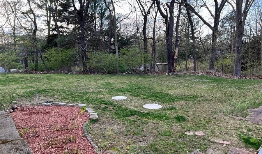 275 Eddie Dowling Hwy SE, North Smithfield, RI 02896 - 4 Beds, 2 Bath