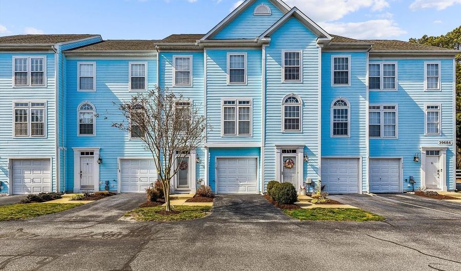 39684 SUNRISE Ct #714, Bethany Beach, DE 19930 - 4 Beds, 4 Bath