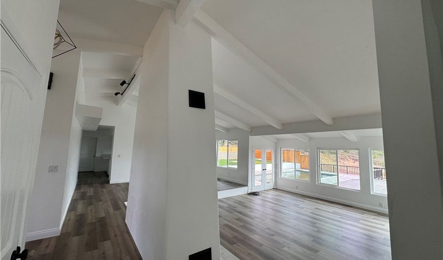 19808 Fortuna Del Este, Escondido, CA 92029 - 5 Beds, 3 Bath