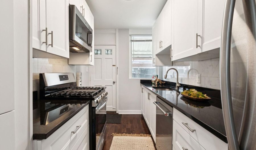 3563 6TH St NW, Washington, DC 20010 - 2 Beds, 2 Bath