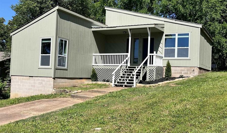 345 Hawkins St, Batesville, AR 72501 - 2 Beds, 1 Bath