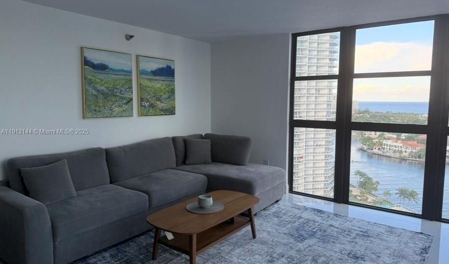 20505 E Country Club Dr 2033, Aventura, FL 33180 - 2 Beds, 2 Bath