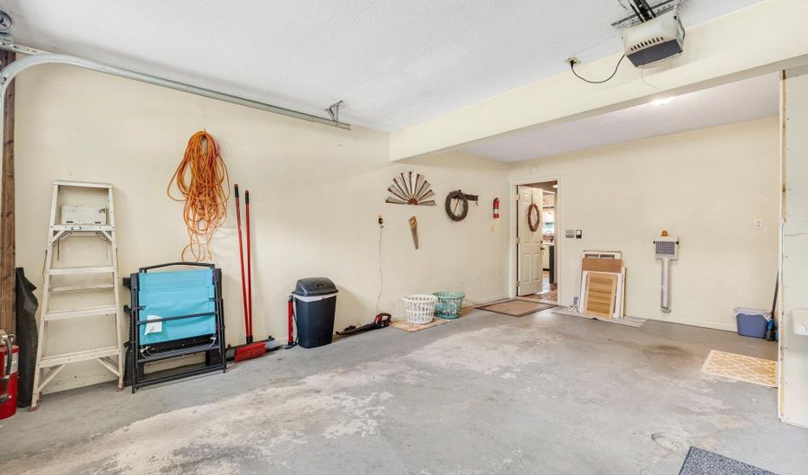 1705 W 120 N, Angola, IN 46703 - 3 Beds, 2 Bath