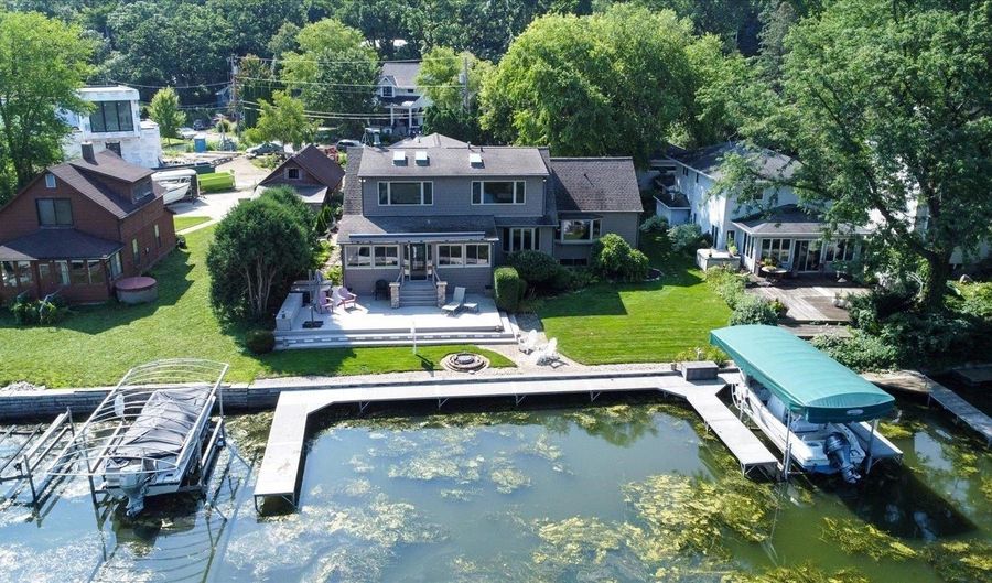 5128 Spring Ct, Madison, WI 53705 - 4 Beds, 4 Bath